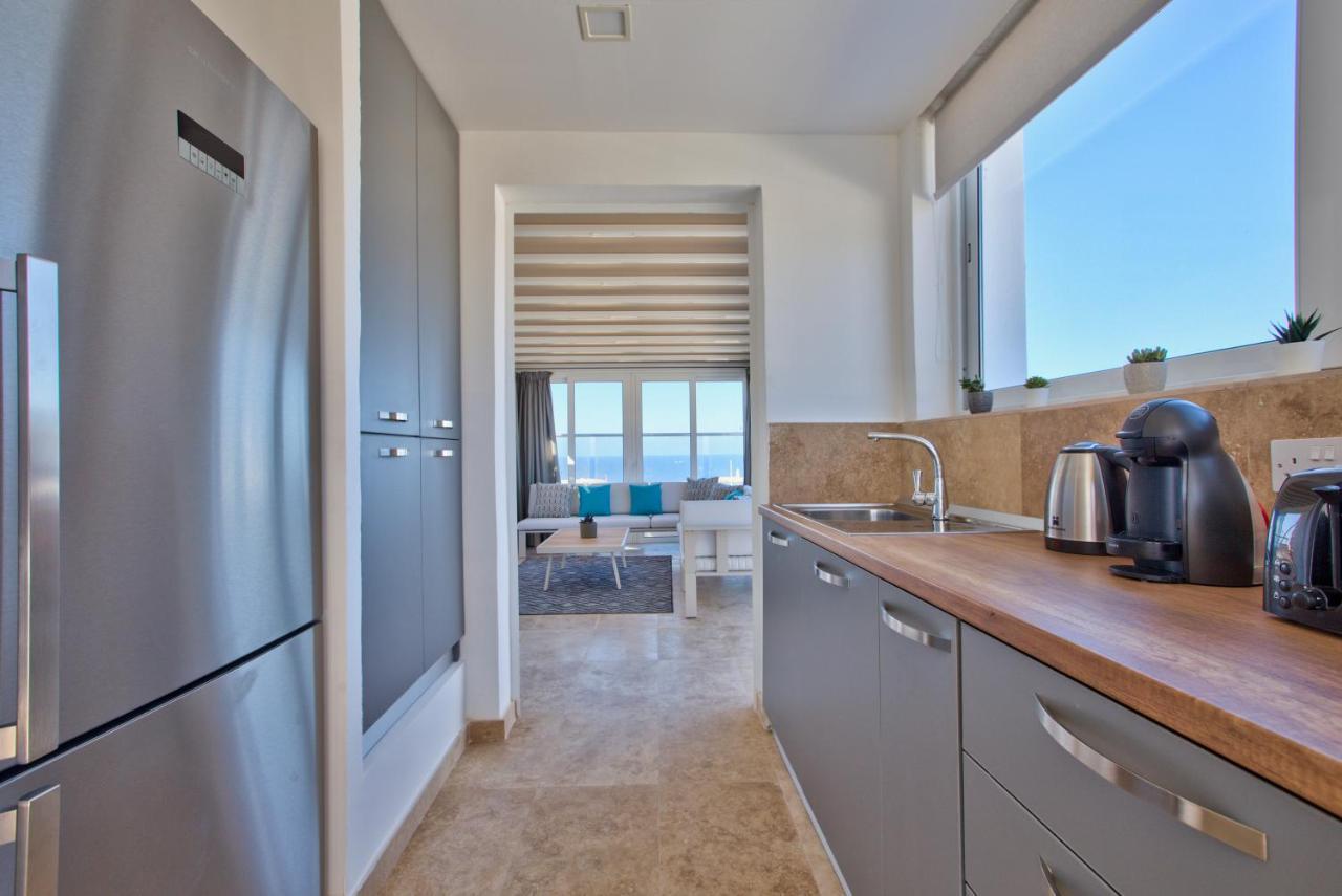Valletta Luxury 4-Bedroom Duplex With Stunning Sea Views Private Terrace And Jacuzzi Esterno foto