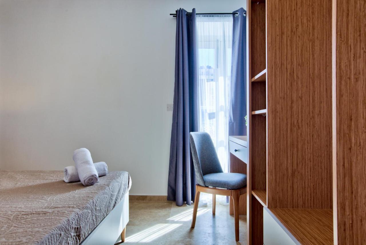 Valletta Luxury 4-Bedroom Duplex With Stunning Sea Views Private Terrace And Jacuzzi Esterno foto