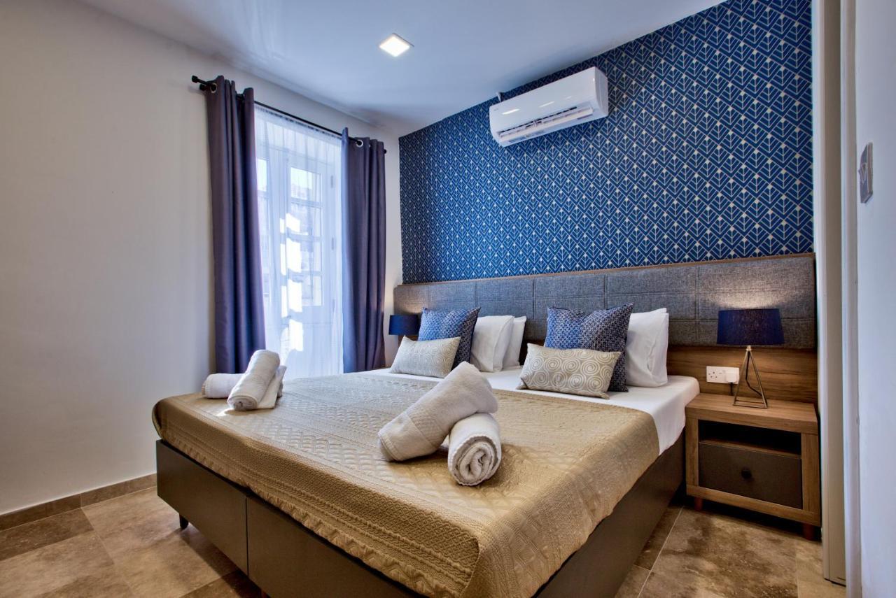 Valletta Luxury 4-Bedroom Duplex With Stunning Sea Views Private Terrace And Jacuzzi Esterno foto